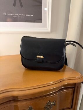 Vintage Gucci Black Leather Handbag